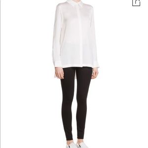 DKNY
slit back shirt ( unused ) no tag .